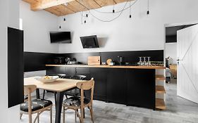 Apartamenty Dvoor1924